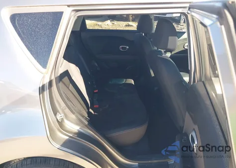 2019 Kia Soul z USA, uszkodzony, nr VIN KNDJN2A26K7684953